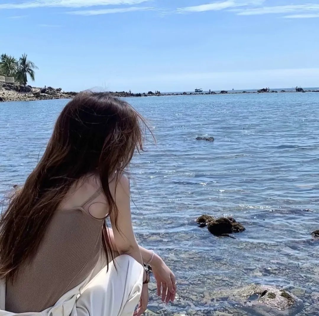 赤月湖吸血鬼